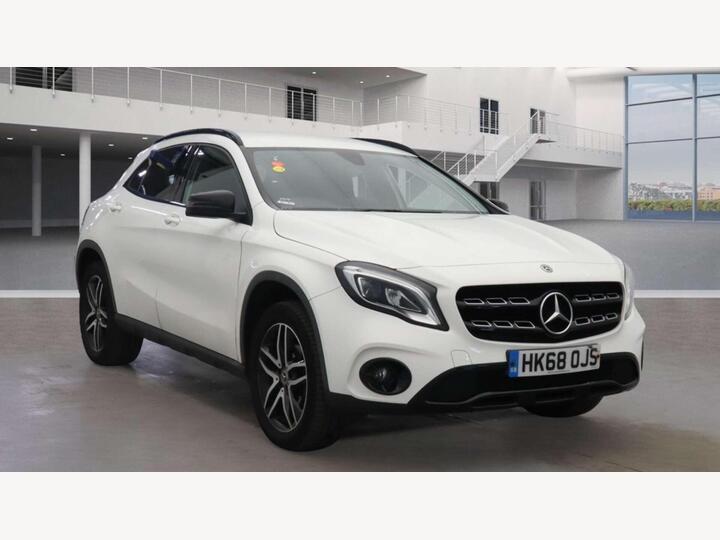 Mercedes-Benz GLA 1.6 GLA180 Urban Edition 7G-DCT Euro 6 (s/s) 5dr Mercedes-Benz GLA 1.6 GLA180 Urban Edition 7G-DCT Euro 6 (s/s) 5dr
