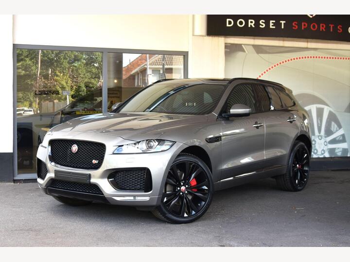 Jaguar F-PACE 3.0 D300 V6 S Auto AWD Euro 6 (s/s) 5dr