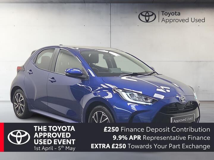 Toyota Yaris Design 1.5 Hybrid 1.5 VVT-h Design E-CVT Euro 6 (s/s) 5dr