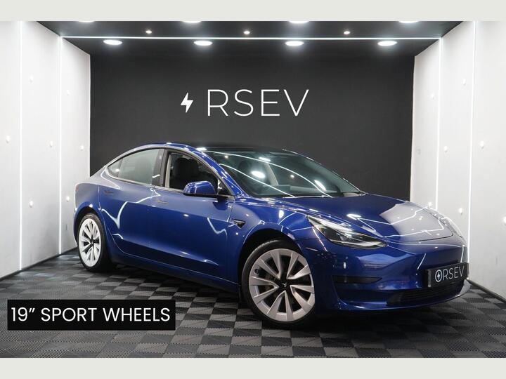 Tesla Model 3 Standard Range Plus Auto RWD 4dr