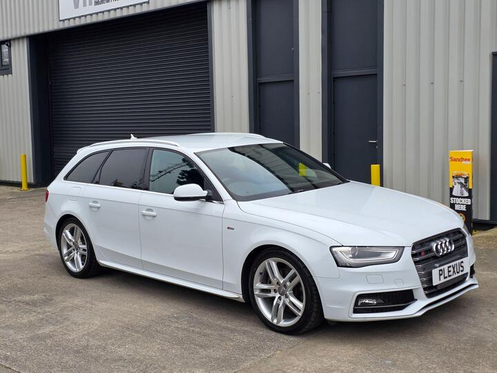Audi A4 Avant 2.0 TFSI S Line Estate Petrol S Tronic