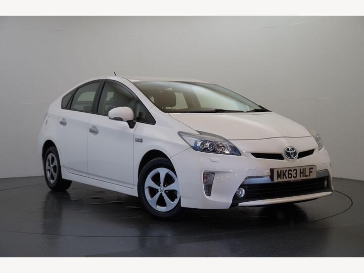Toyota Prius 1.8 VVT-h CVT Euro 5 (s/s) 5dr Toyota Prius 1.8 VVT-h CVT Euro 5 (s/s) 5dr