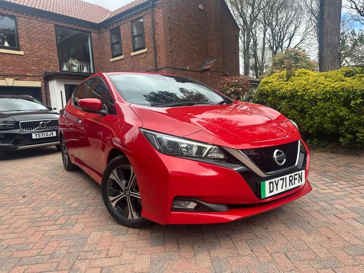 Nissan Leaf 40kWh N-Connecta Auto 5dr