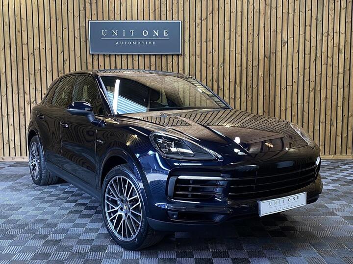 Porsche Cayenne 3.0 V6 E-Hybrid 17.9kWh TiptronicS 4WD Euro 6 (s/s) 5dr (3.6kW Charger)