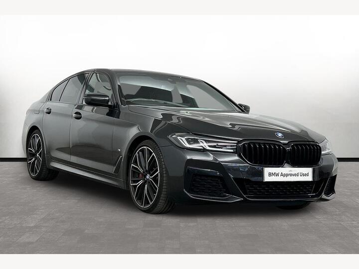 BMW 5 Series 3.0 530d MHT M Sport Steptronic XDrive Euro 6 (s/s) 4dr BMW 5 Series 3.0 530d MHT M Sport Steptronic XDrive Euro 6 (s/s) 4dr