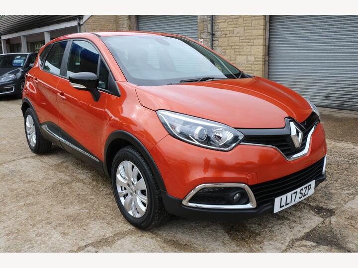 Renault Captur 1.5 DCi ENERGY Expression + Euro 6 (s/s) 5dr Renault Captur 1.5 DCi ENERGY Expression + Euro 6 (s/s) 5dr
