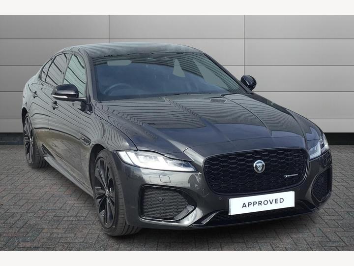 Jaguar XF 2.0 D200 MHEV R-Dynamic SE Black Auto Euro 6 (s/s) 4dr