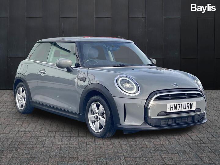 MINI HATCHBACK 1.5 Cooper Classic Euro 6 (s/s) 3dr