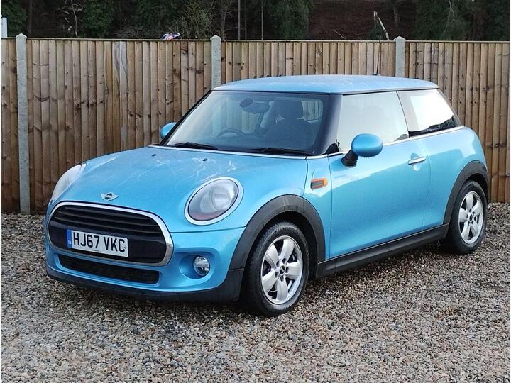 MINI HATCH 1.5 Cooper Auto Euro 6 (s/s) 3dr