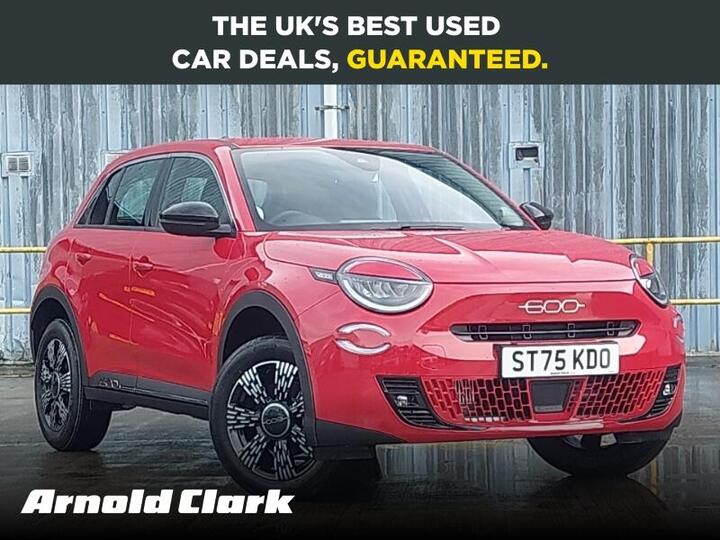 Fiat 600 1.2 MHEV E-DCT Euro 6 (s/s) 5dr