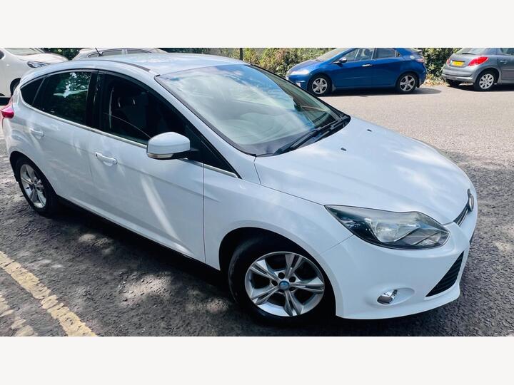 Ford Focus 1.6 TDCi Zetec Euro 5 (s/s) 5dr