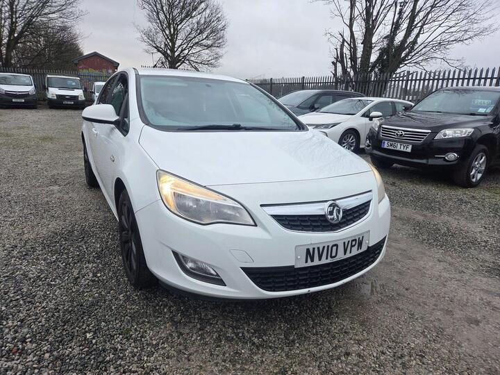 Vauxhall Astra 1.4 16v Exclusiv Euro 5 5dr