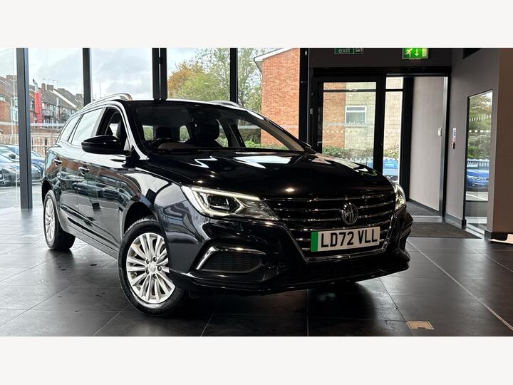MG MG5 61.1kWh Exclusive Long Range Auto 5dr