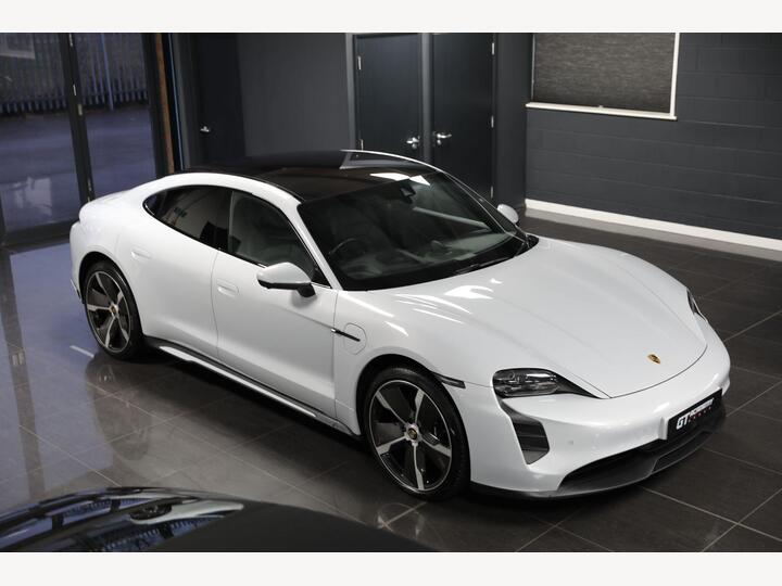 Porsche Taycan Performance Plus 93.4kWh 4S Auto 4WD 4dr (11kW Charger) Porsche Taycan Performance Plus 93.4kWh 4S Auto 4WD 4dr (11kW Charger)