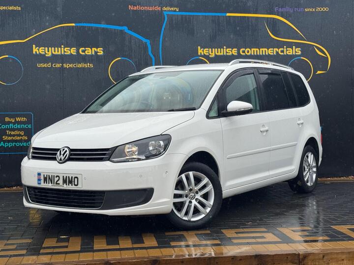Volkswagen Touran 1.6 TDI SE DSG Euro 5 5dr Volkswagen Touran 1.6 TDI SE DSG Euro 5 5dr