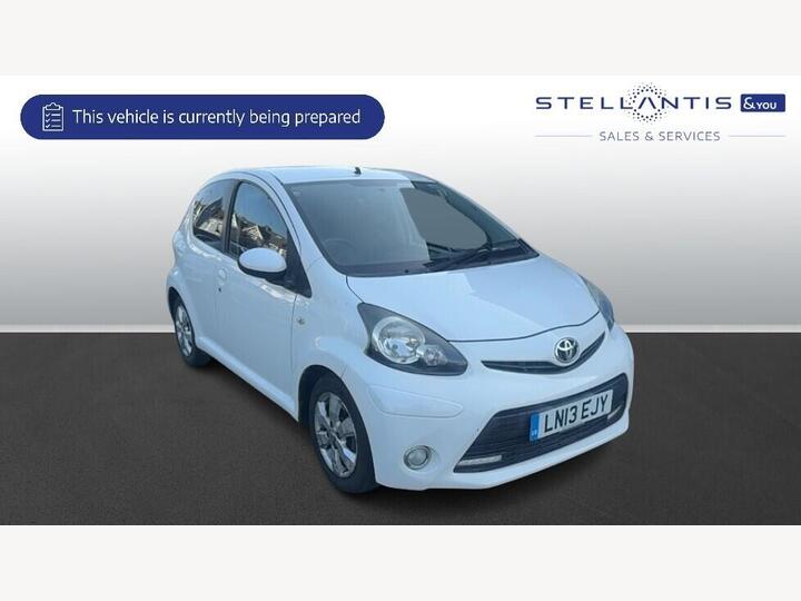 Toyota AYGO 1.0 VVT-i Fire Euro 5 5dr