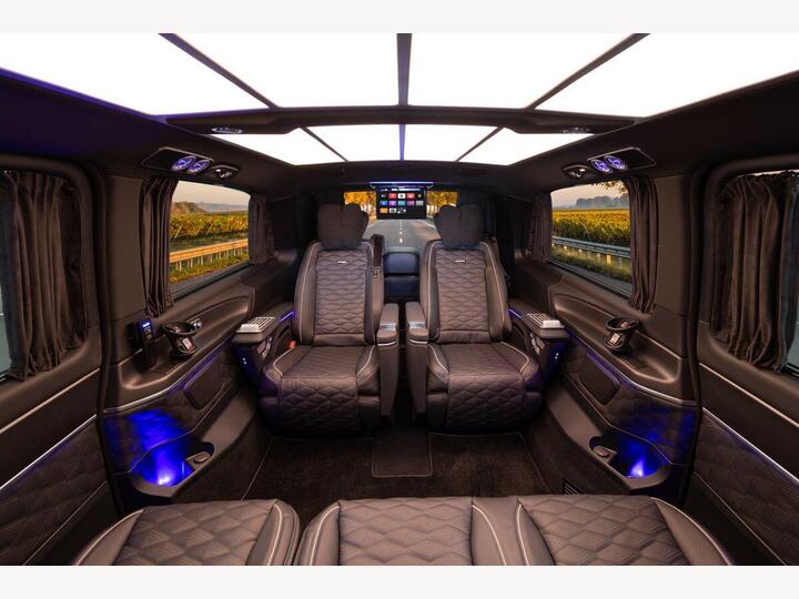 Mercedes-Benz V Class 2.0 V300d Premium G-Tronic+ Euro 6 (s/s) 5dr (7 Seat, Extra Long)