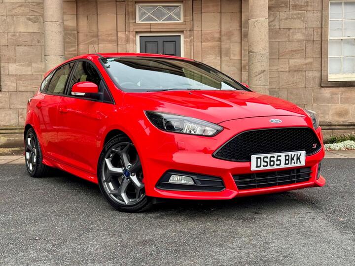 Ford Focus 2.0T EcoBoost ST-3 Euro 6 (s/s) 5dr