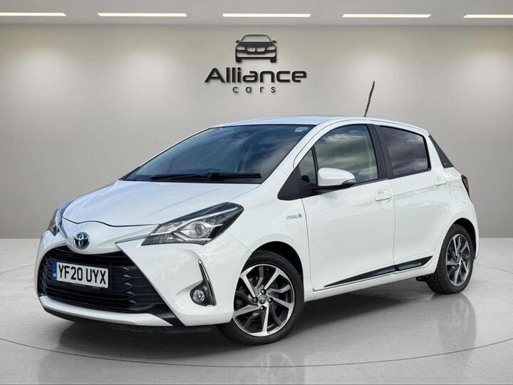 Toyota Yaris 1.5 VVT-h Y20 Bi-tone E-CVT Euro 6 (s/s) 5dr