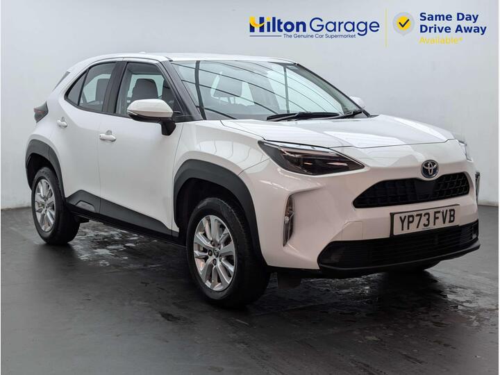 Toyota YARIS CROSS 1.5 VVT-h Icon E-CVT Euro 6 (s/s) 5dr Toyota YARIS CROSS 1.5 VVT-h Icon E-CVT Euro 6 (s/s) 5dr