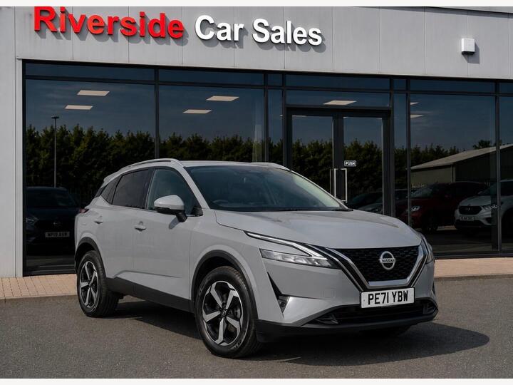 Nissan Qashqai 1.3 DIG-T MHEV Premiere Edition XTRON Euro 6 (s/s) 5dr