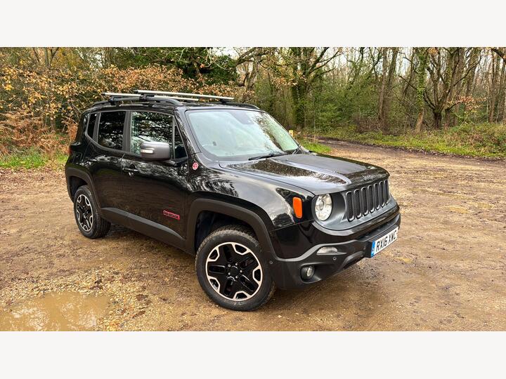 Jeep Renegade 2.0 MultiJetII Trailhawk Auto 4WD Euro 6 (s/s) 5dr Jeep Renegade 2.0 MultiJetII Trailhawk Auto 4WD Euro 6 (s/s) 5dr