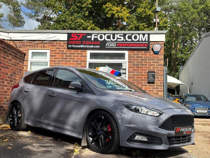 Ford Focus 2.0T EcoBoost ST-3 Euro 6 (s/s) 5dr