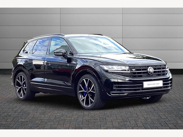 Volkswagen Touareg 3.0 V6 TSI EHybrid 14.3kWh R Tiptronic 4Motion Euro 6 (s/s) 5dr Volkswagen Touareg 3.0 V6 TSI EHybrid 14.3kWh R Tiptronic 4Motion Euro 6 (s/s) 5dr