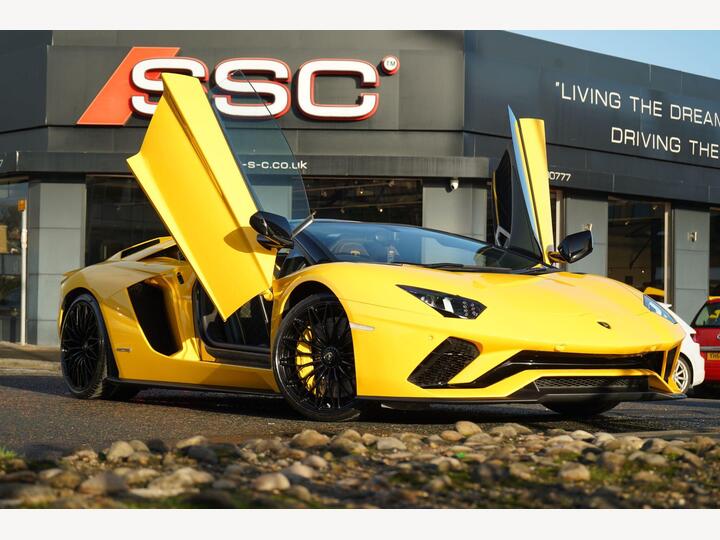 Lamborghini Aventador 6.5 V12 LP 740-4 S Roadster ISR 4WD Euro 6 2dr