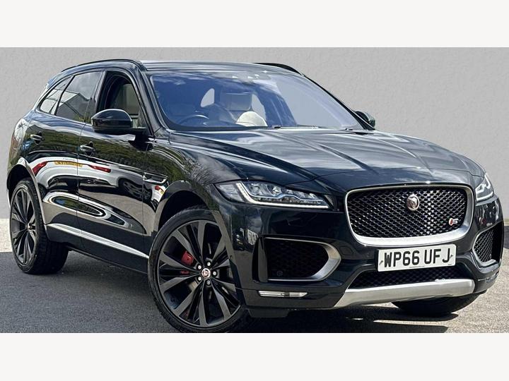 Jaguar F-PACE 3.0 D300 V6 First Edition Auto AWD Euro 6 (s/s) 5dr