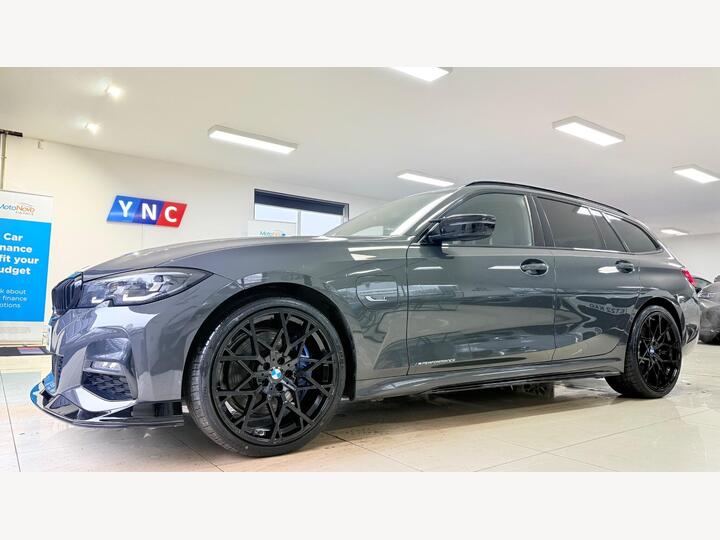 BMW 3 Series 2.0 330e 12kWh M Sport Pro Edition Touring Auto Euro 6 (s/s) 5dr