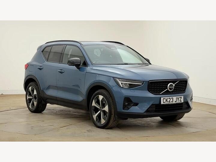 Volvo XC40 2.0 B4 MHEV Ultimate DCT Auto Euro 6 (s/s) 5dr