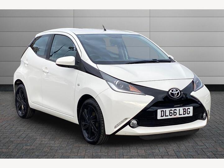 Toyota AYGO 1.0 VVT-i X-pression Euro 6 5dr Toyota AYGO 1.0 VVT-i X-pression Euro 6 5dr