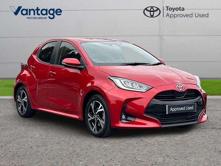Toyota Yaris 1.5 VVT-h Design E-CVT Euro 6 (s/s) 5dr