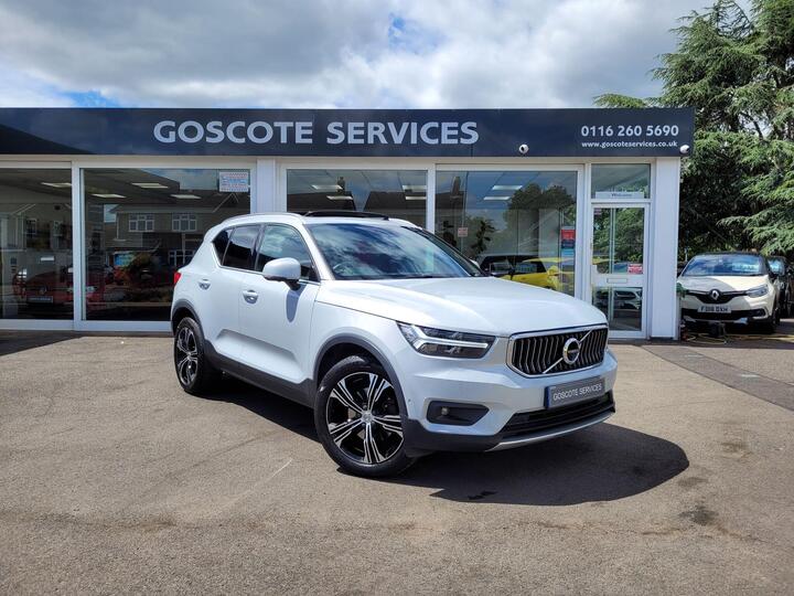 Volvo XC40 2.0 T4 Inscription Pro Auto Euro 6 (s/s) 5dr
