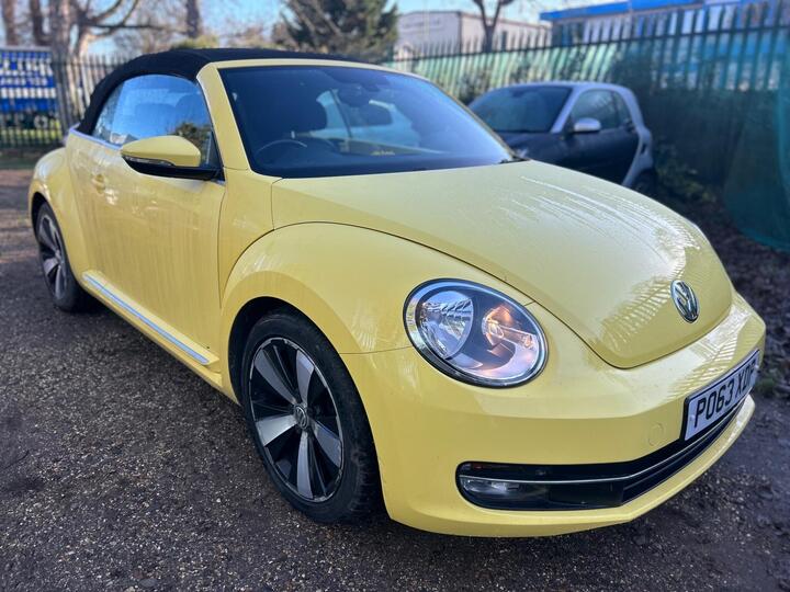 Volkswagen Beetle 1.2 TSI Design Cabriolet Euro 5 2dr Volkswagen Beetle 1.2 TSI Design Cabriolet Euro 5 2dr