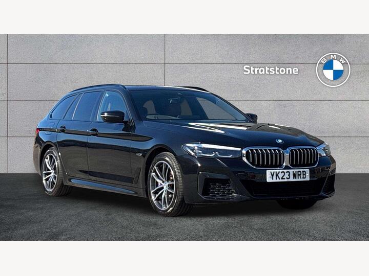 BMW 5 Series 2.0 530e 12kWh M Sport Touring Steptronic Euro 6 (s/s) 5dr BMW 5 Series 2.0 530e 12kWh M Sport Touring Steptronic Euro 6 (s/s) 5dr