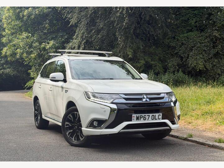 Mitsubishi OUTLANDER 2.0h 12kWh 4hs CVT 4WD Euro 6 (s/s) 5dr