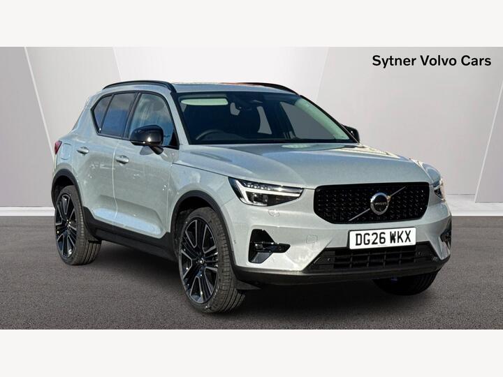 Volvo XC40 2.0 B3 MHEV Ultra Dark DCT Auto Euro 6 (s/s) 5dr
