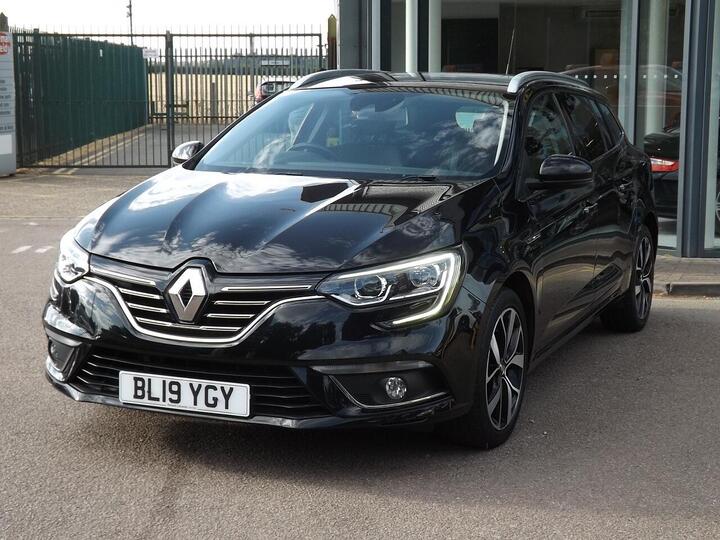Renault Megane TCe Iconic Estate 1.3 Manual Petrol