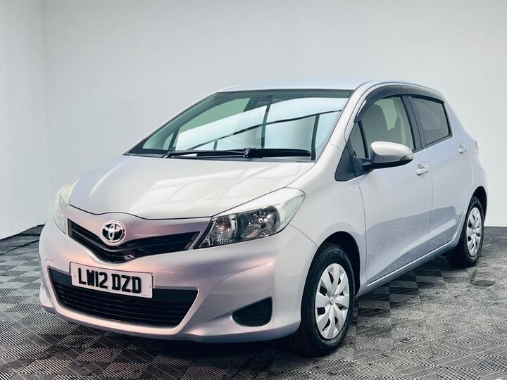 Toyota Yaris 1.33 Dual VVT-i TR Multidrive S Euro 5 5dr Toyota Yaris 1.33 Dual VVT-i TR Multidrive S Euro 5 5dr