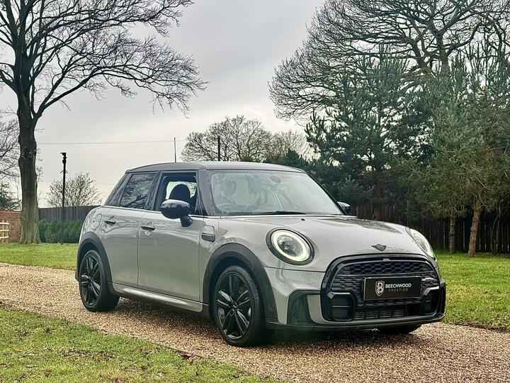 MINI HATCH 1.5 Cooper Sport Steptronic Euro 6 (s/s) 5dr