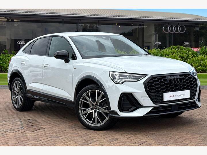 Audi Q3 Sportback 1.5 TFSI CoD 35 Black Edition Sportback S Tronic Euro 6 (s/s) 5dr