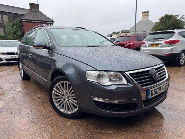 Volkswagen Passat 2.0 TDI Highline Euro 5 5dr Volkswagen Passat 2.0 TDI Highline Euro 5 5dr