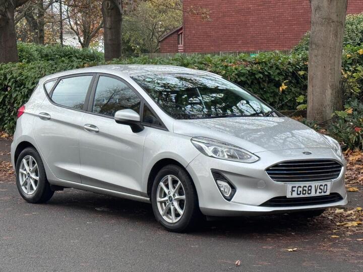 Ford Fiesta 1.0T EcoBoost Zetec Euro 6 (s/s) 5dr Ford Fiesta 1.0T EcoBoost Zetec Euro 6 (s/s) 5dr