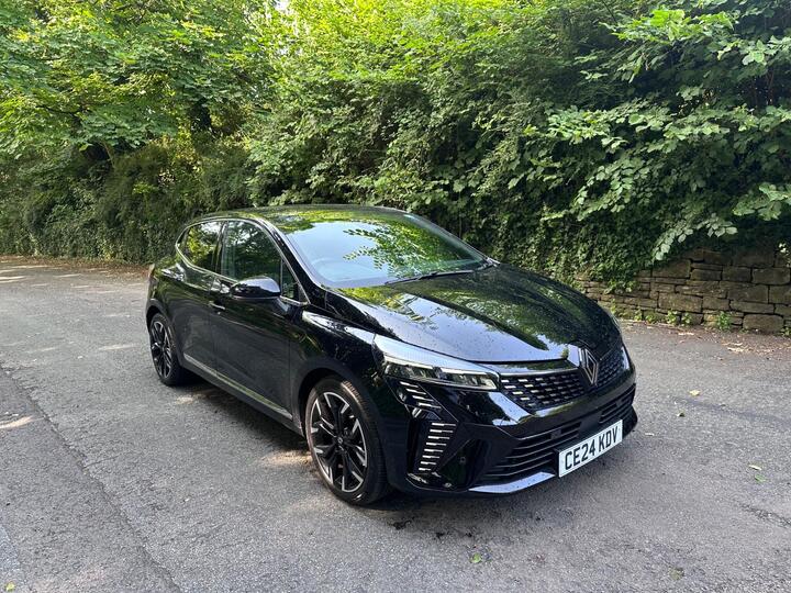 Renault Clio 1.6 E-TECH Techno Auto Euro 6 (s/s) 5dr