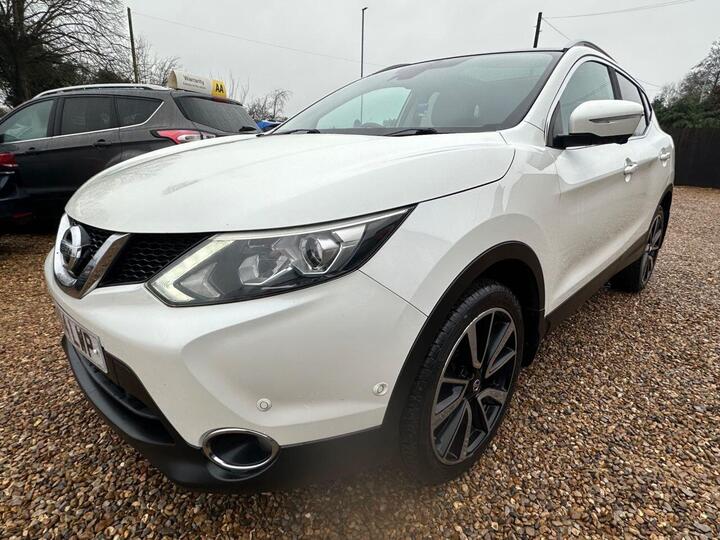 Nissan QASHQAI 1.5 DCi Tekna 2WD Euro 5 (s/s) 5dr