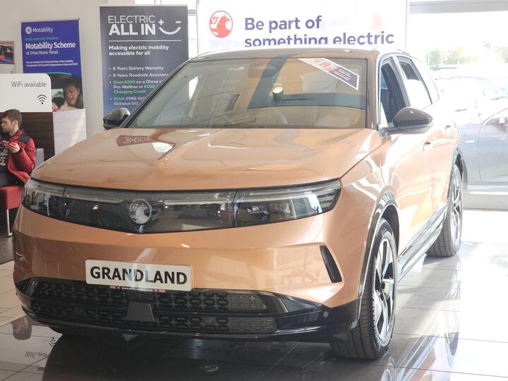 Vauxhall Grandland 1.2 MHEV GS E-DCT Euro 6 (s/s) 5dr