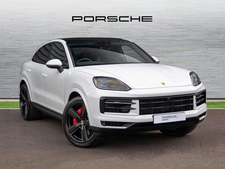 Porsche Cayenne 4.0T V8 S TiptronicS 4WD Euro 6 (s/s) 5dr Porsche Cayenne 4.0T V8 S TiptronicS 4WD Euro 6 (s/s) 5dr