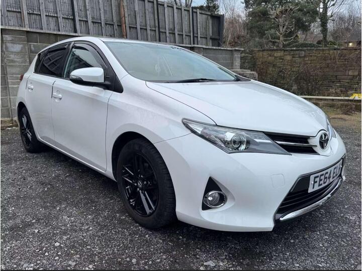 Toyota AURIS 1.6 V-Matic Icon Plus Euro 5 5dr